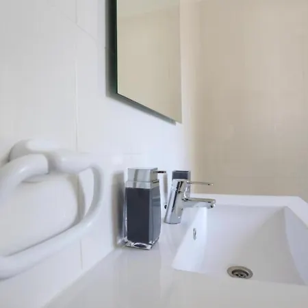 Apartament Sui7es @ Historical Center Віавіа